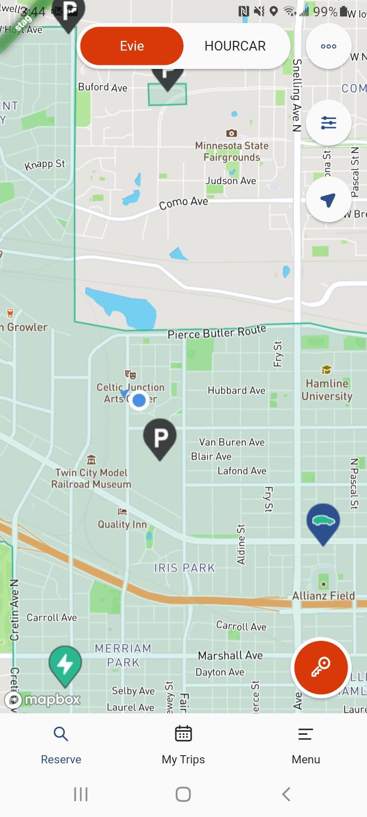 the app showing a minimized key as a orange circle with key icon in the bottom right corner